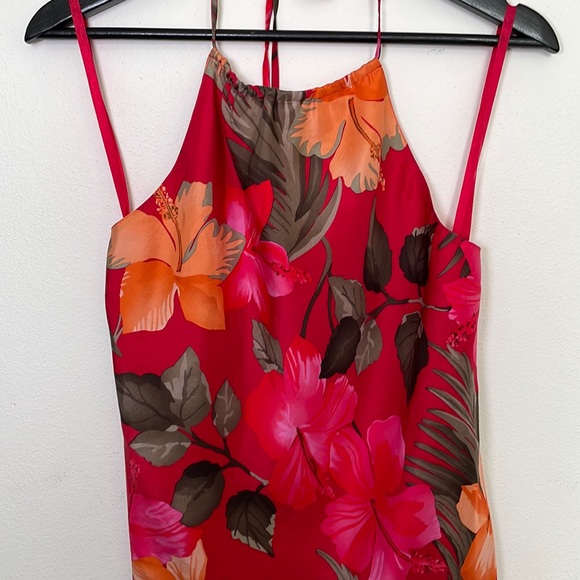 GAP Tops - Silk halter top